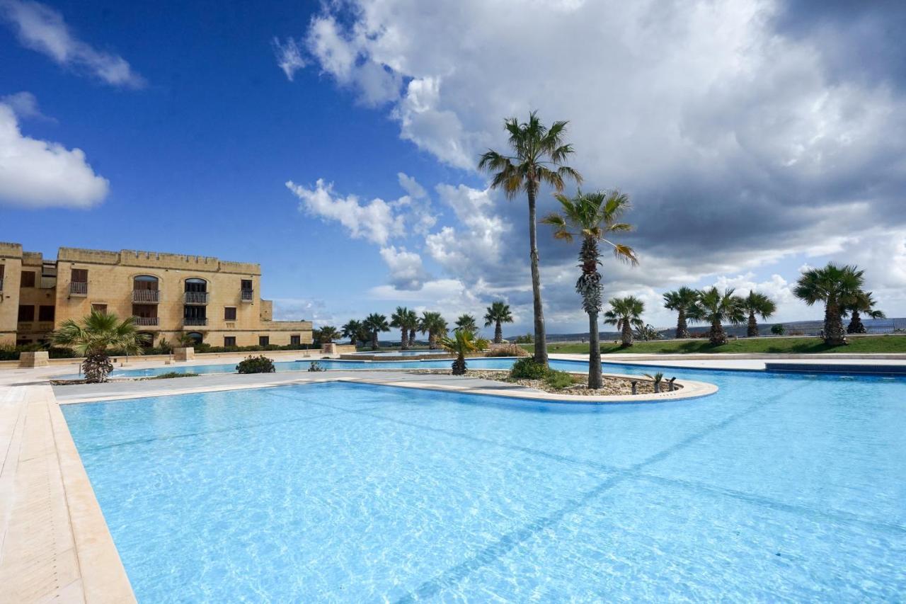 Getawaynpetto Private Duplex Maisonette With Jacuzzi Hot Tub Mgarr Εξωτερικό φωτογραφία